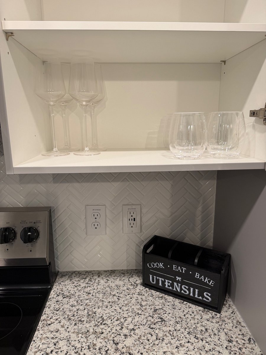 Furnished Finder property 1027767_1 photo 24