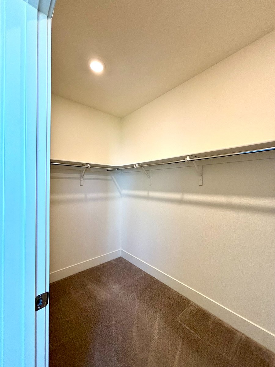 Furnished Finder property 1027768_1 photo 18