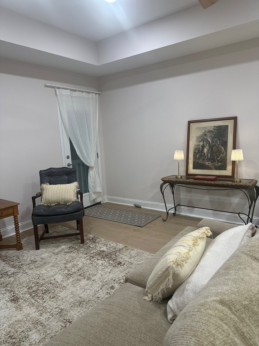 Furnished Finder property 1027770_1 photo 4