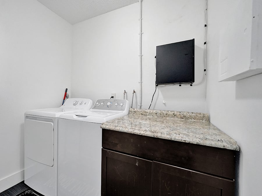Furnished Finder property 1027777_1 photo 16