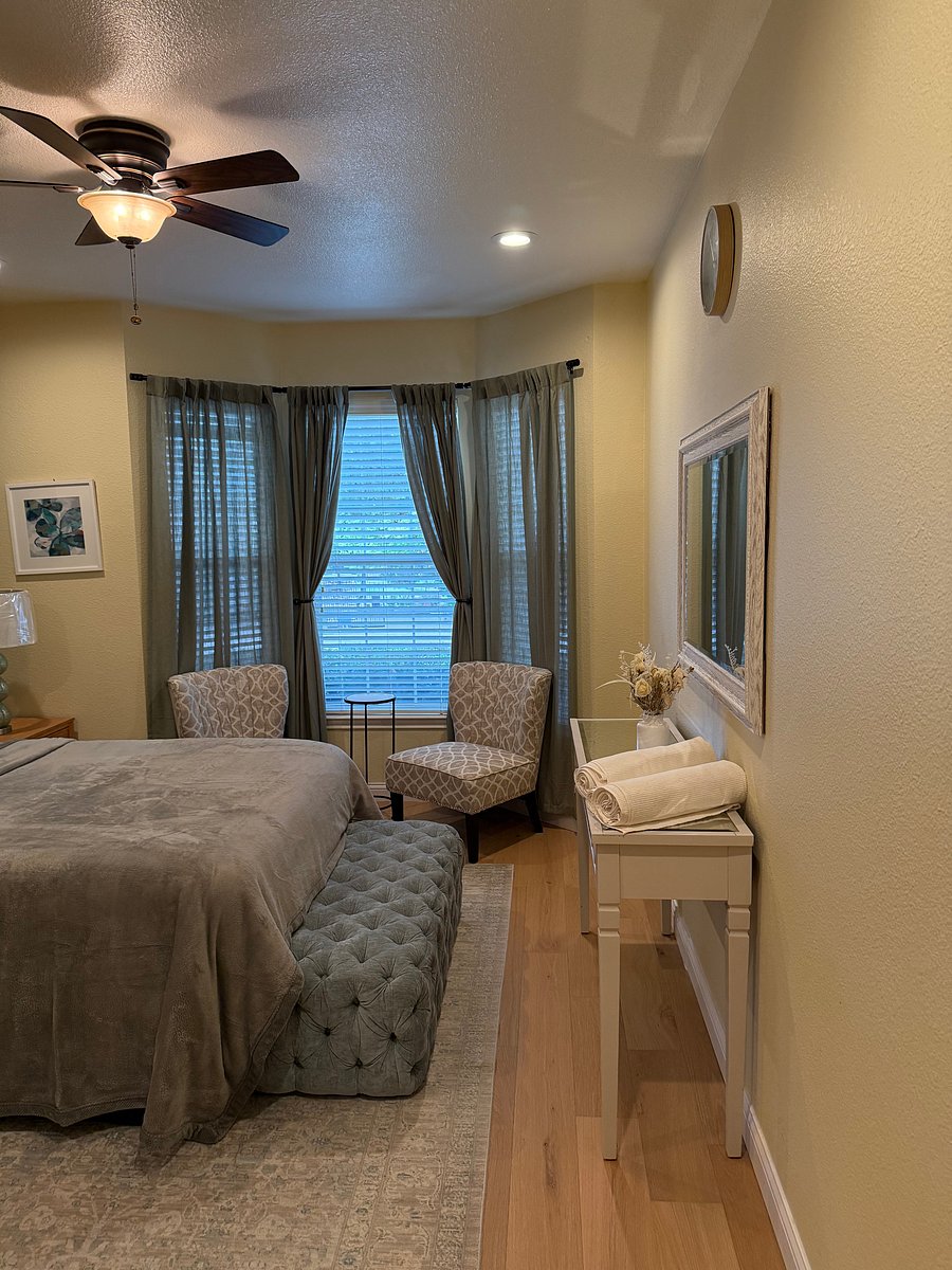 Furnished Finder property 1027778_1 photo 16