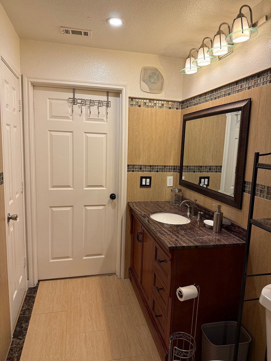 Furnished Finder property 1027778_1 photo 25