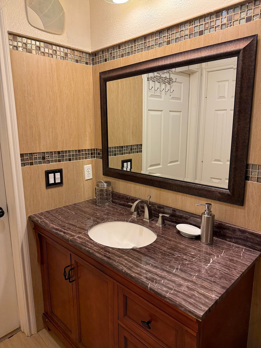Furnished Finder property 1027778_1 photo 23