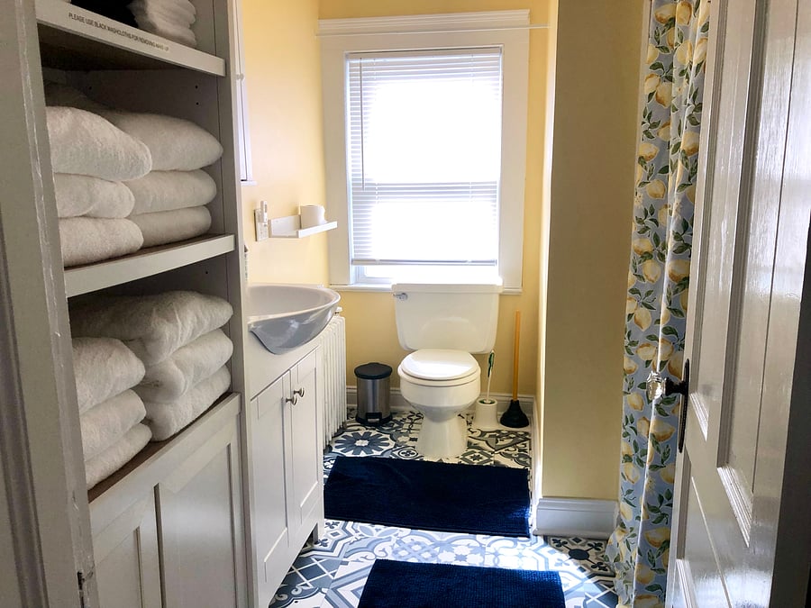 Newly renovated bathroom. Sheets, towels and beach towels are all included.