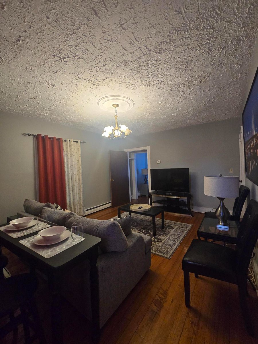Living & Dining Nook - View 2