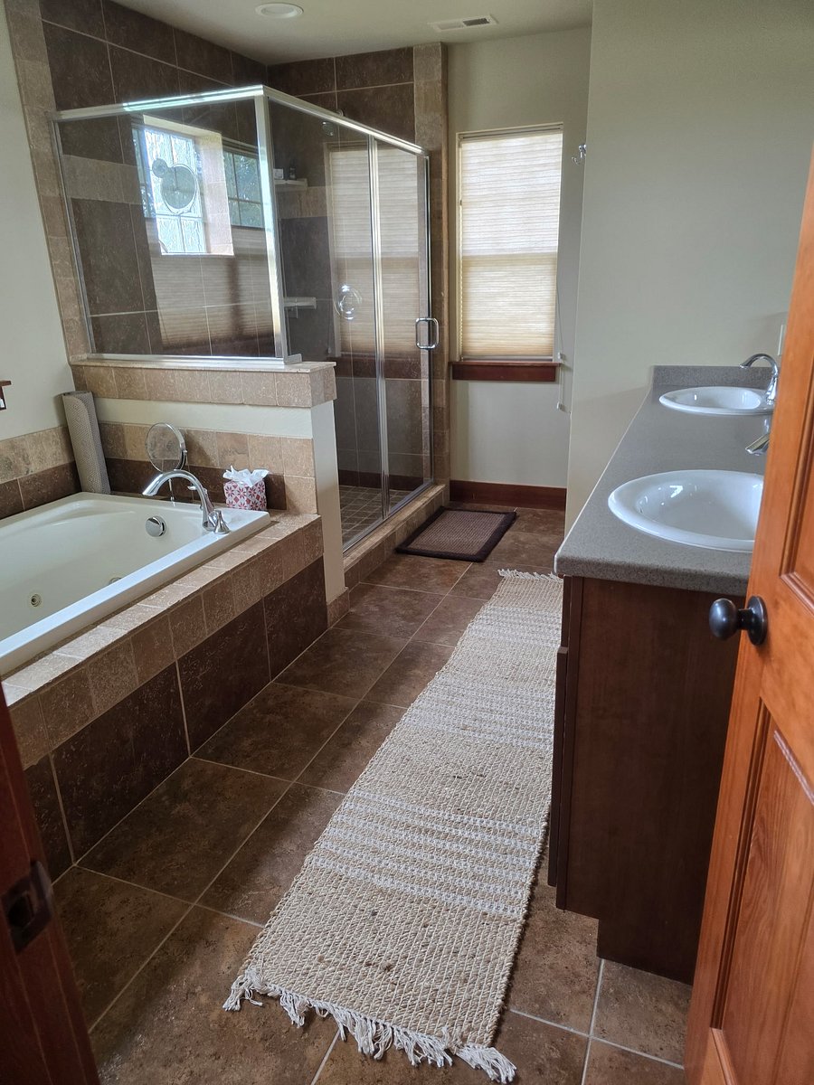 Furnished Finder property 1027829_1 photo 18