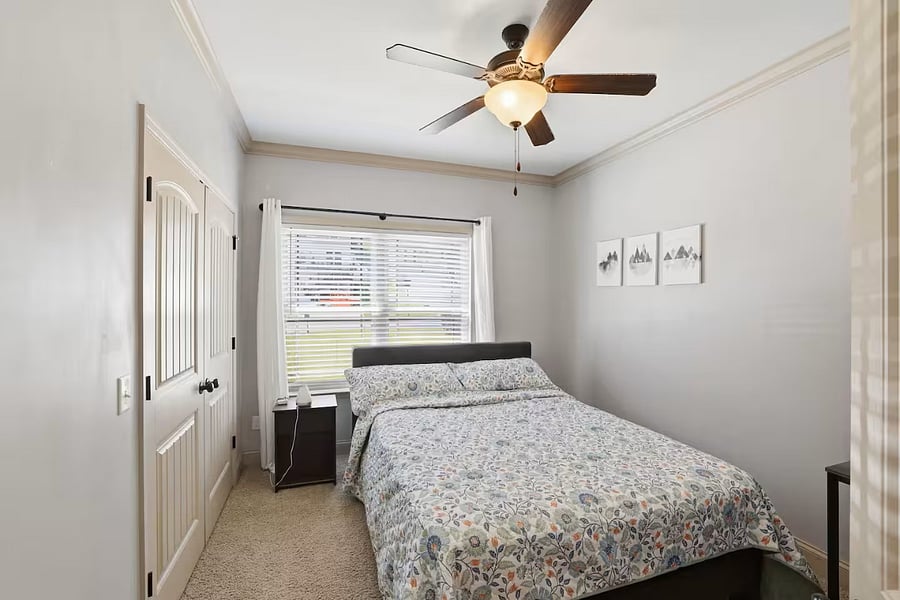 Sedond bedroom