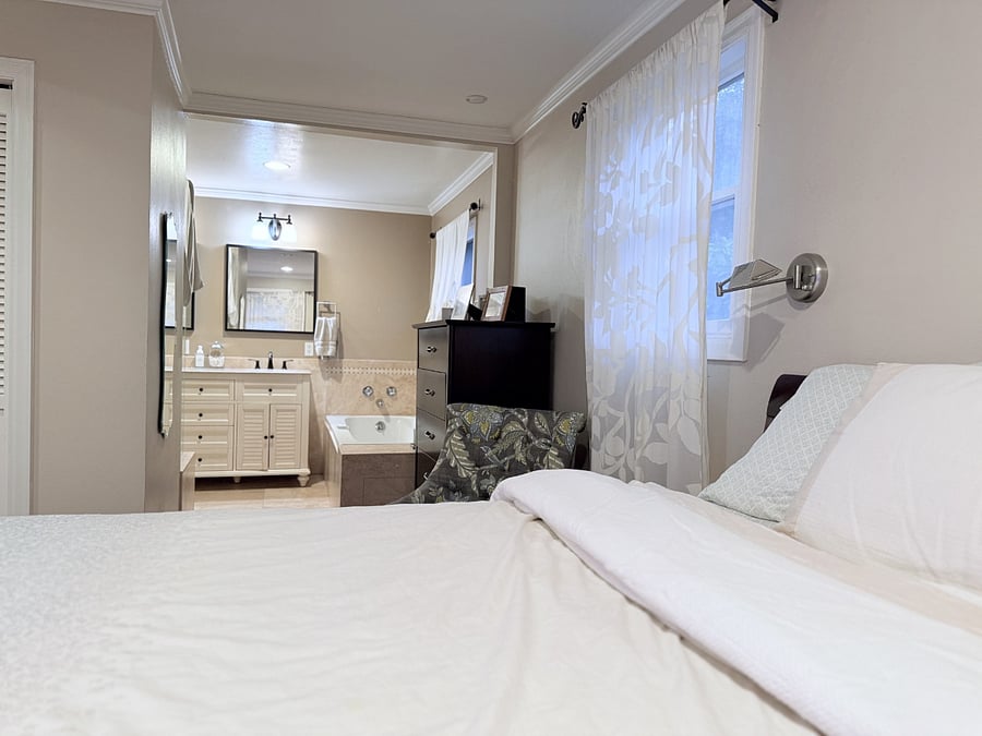 Furnished Finder property 1027838_1 photo 15
