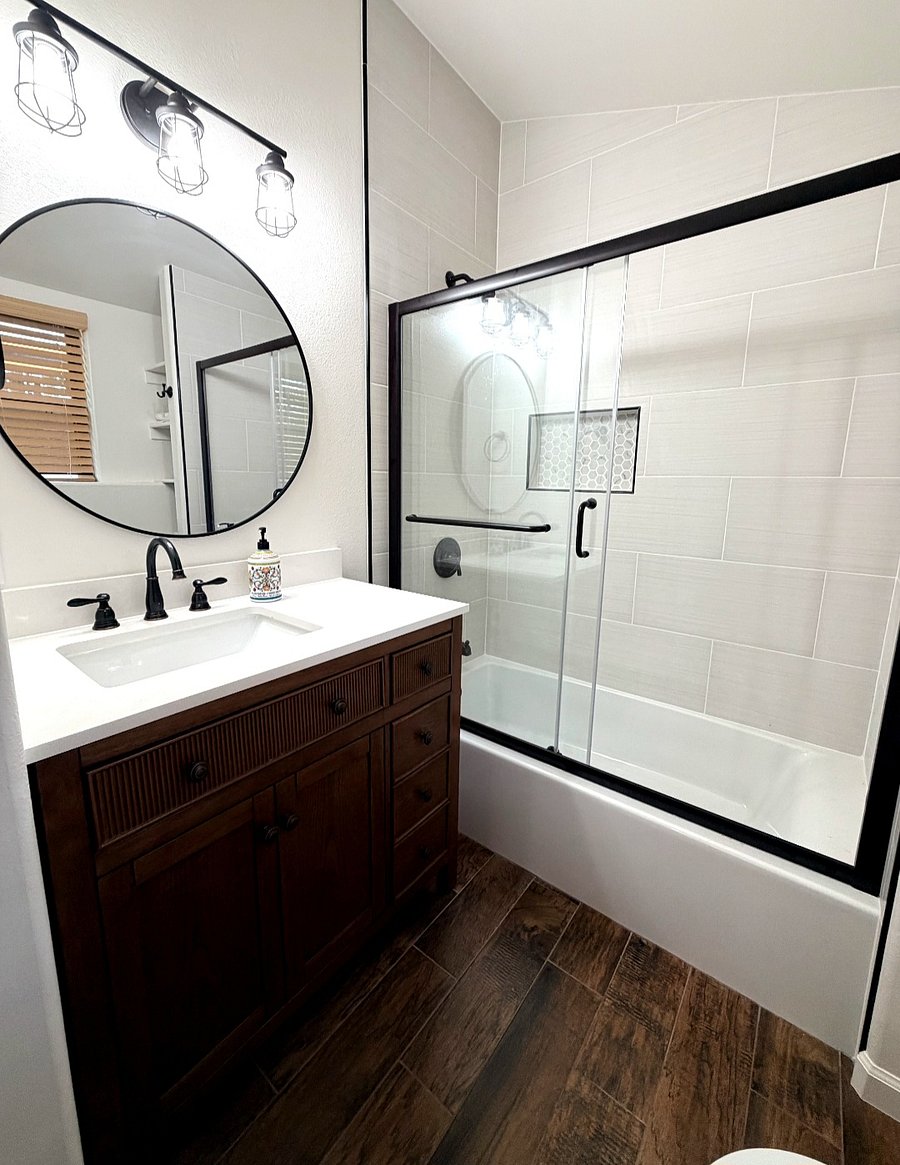 Bathroom #2 with a tub