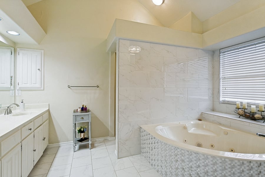 Furnished Finder property 1027858_1 photo 2