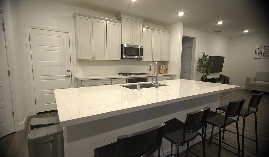 Furnished Finder property 1027868_1 photo 8