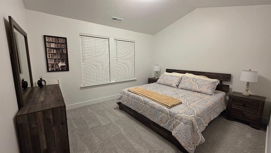 Master Bed Room - King Bed
Second Floor