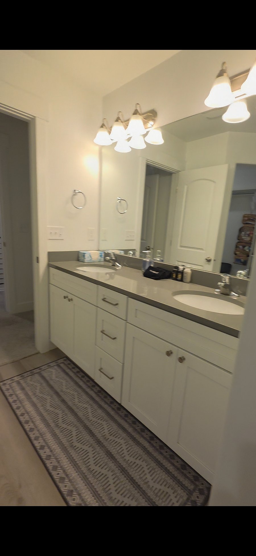 Master Bath - Double Vanity