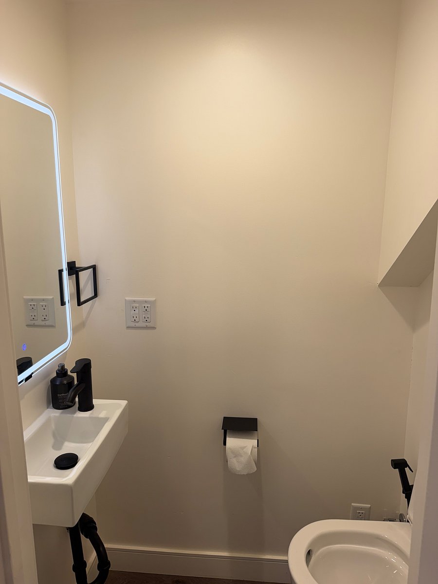 Furnished Finder property 1027891_1 photo 38