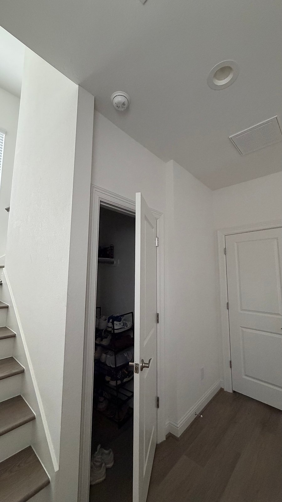 Furnished Finder property 1027895_1 photo 21
