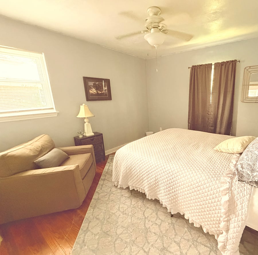 Queen Bedroom 1