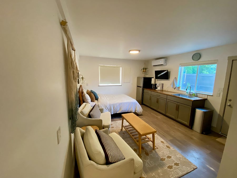 Furnished Finder property 1027950_1 photo 3