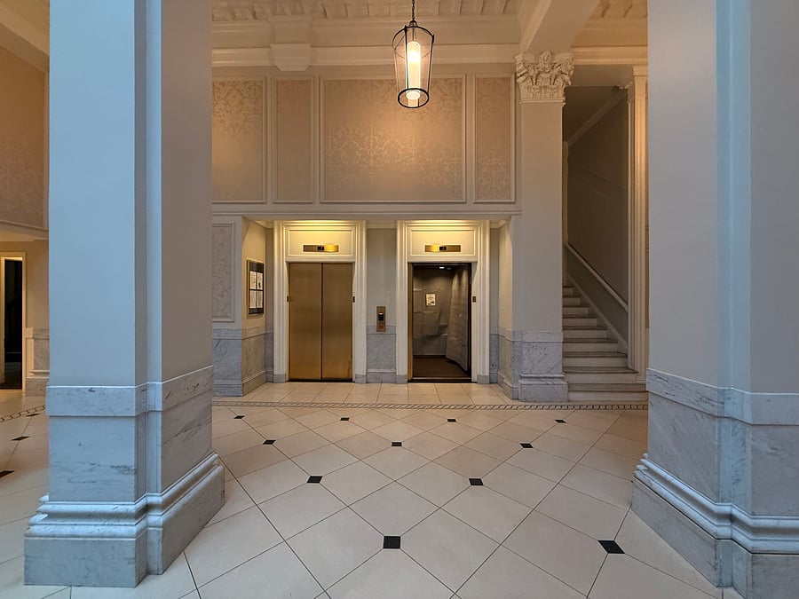 Foyer looking toward the elevators 