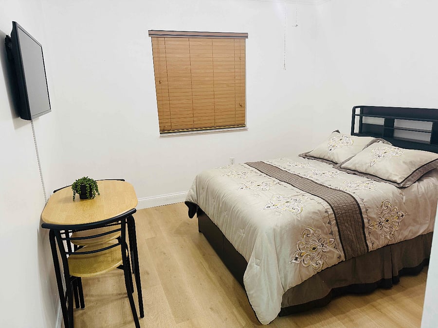 Furnished Finder property 1027975_1 photo 3