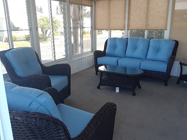 Lanai, air conditioned