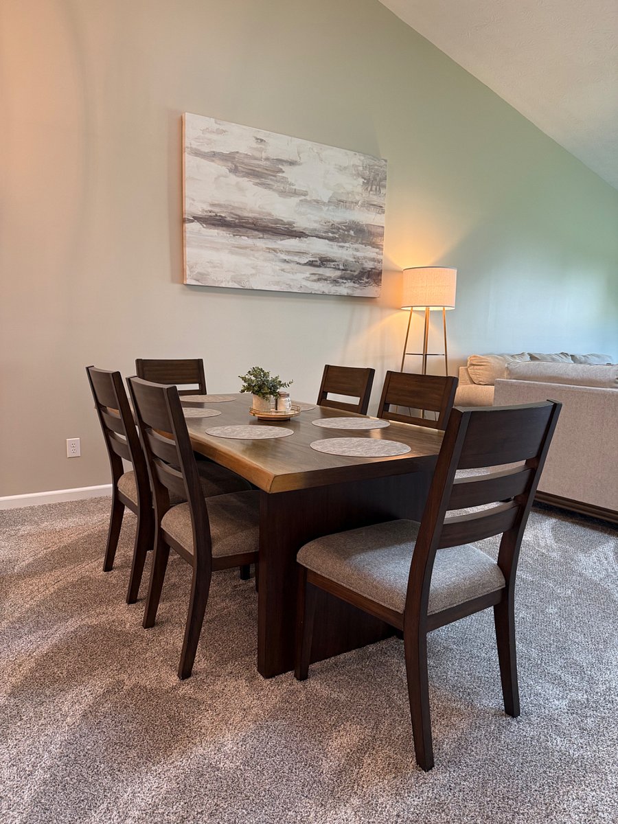 Kitchen table with seating for 6. 