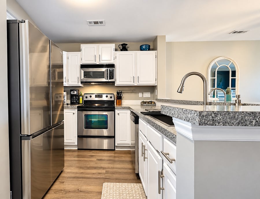 Great kitchen that faces the dining and living area