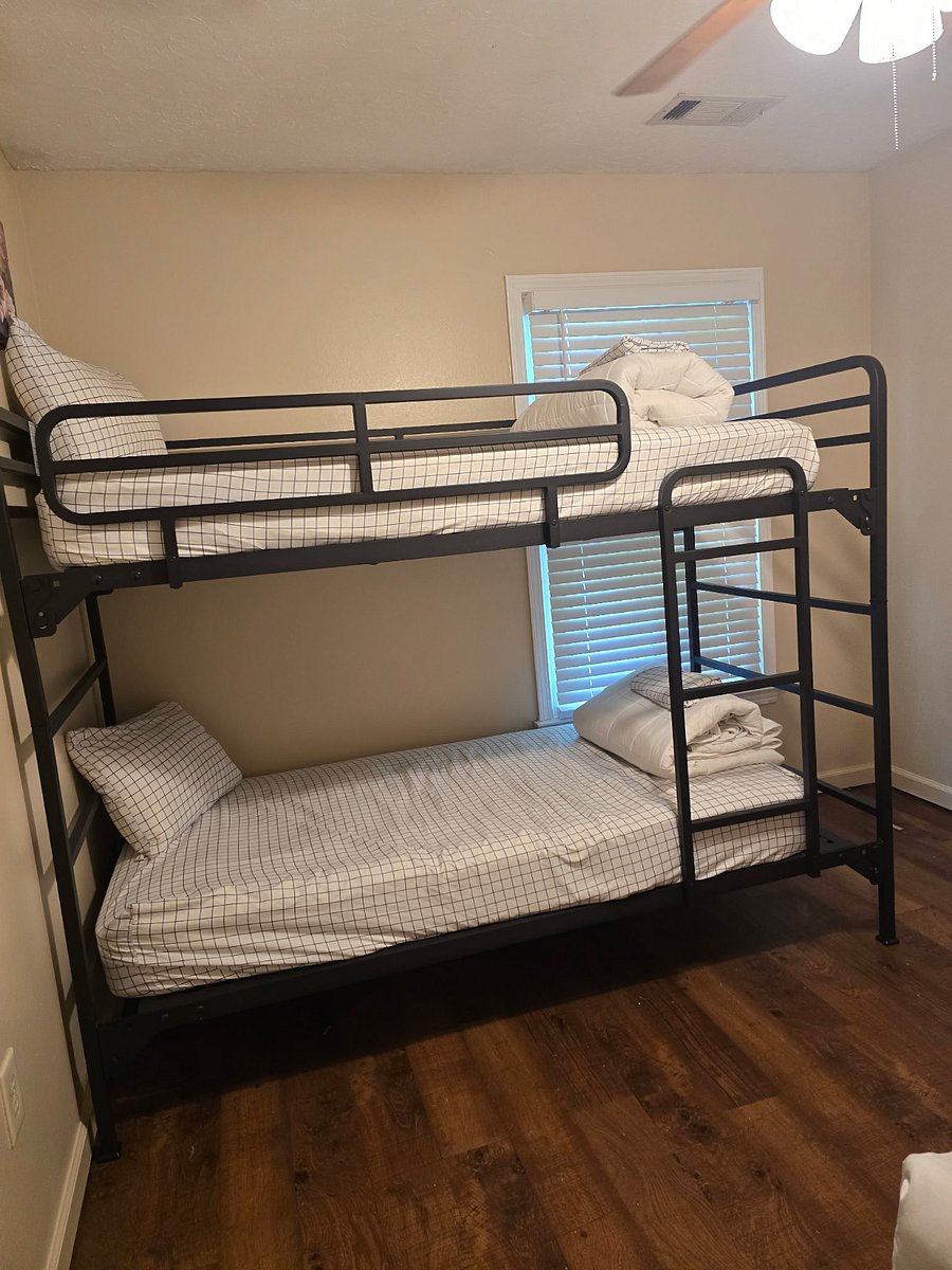 Furnished Finder property 1028015_1 photo 10