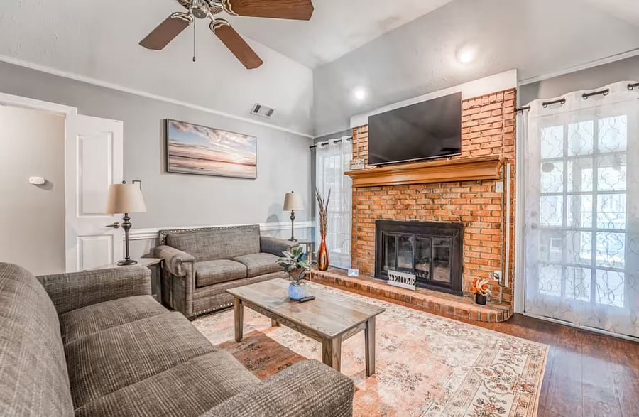 Furnished Finder property 1028015_1 photo 15