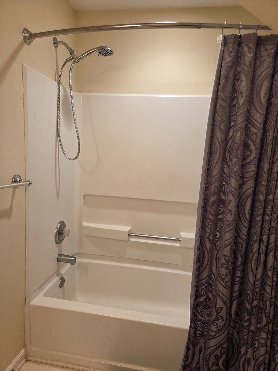 Furnished Finder property 1028017_1 photo 5