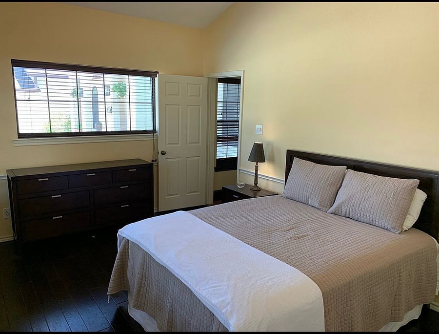 Furnished Finder property 1028022_1 photo 3