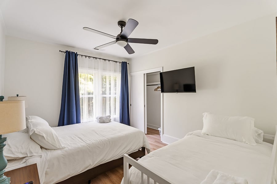 Furnished Finder property 1028031_1 photo 35