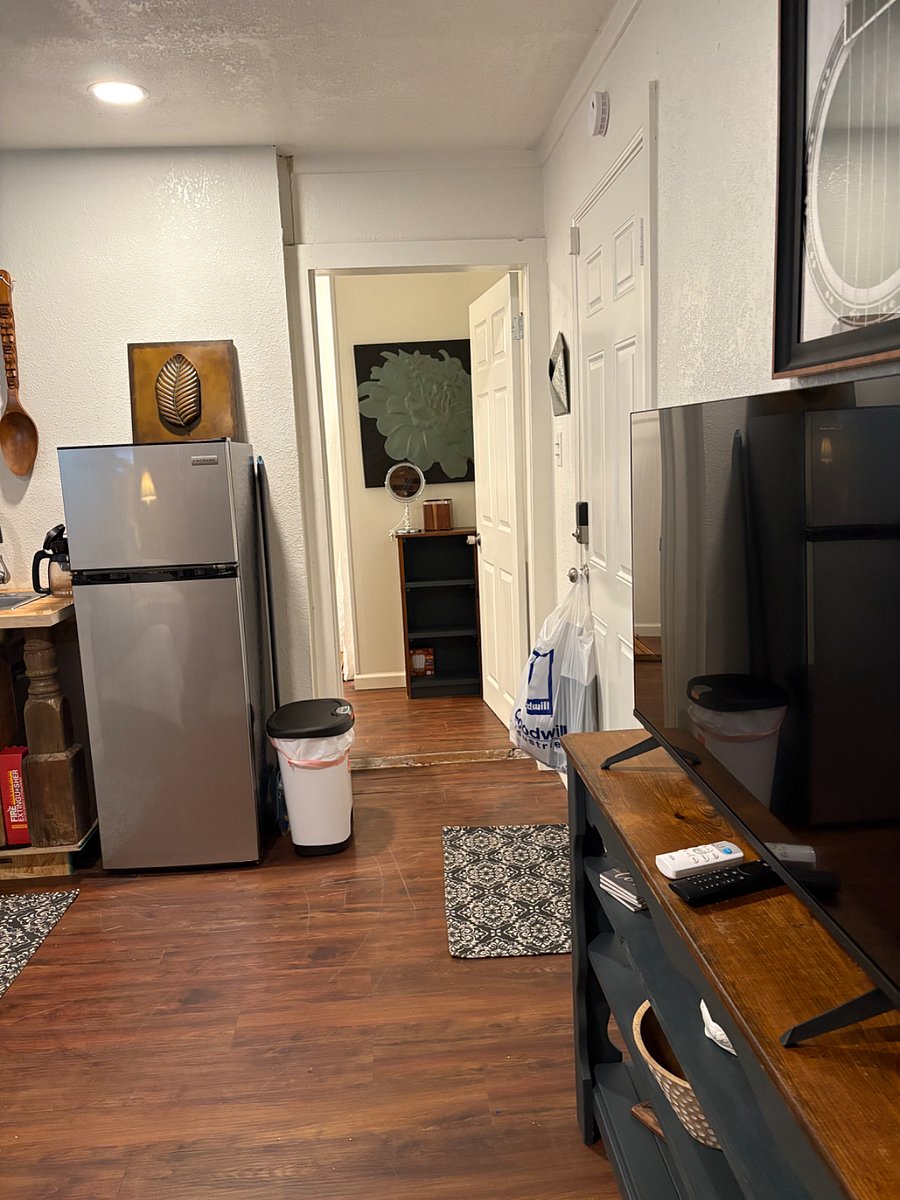 Furnished Finder property 1028045_1 photo 4