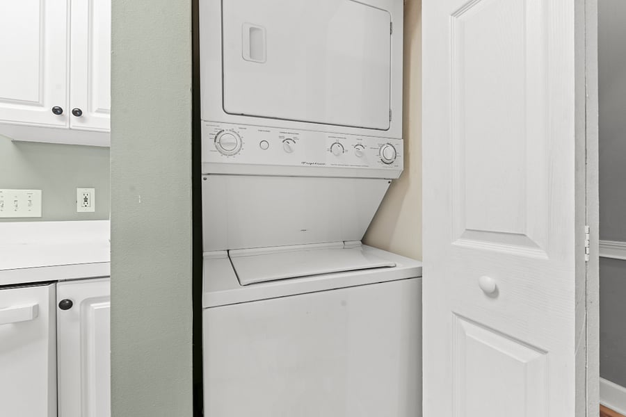 Furnished Finder property 1028046_1 photo 11