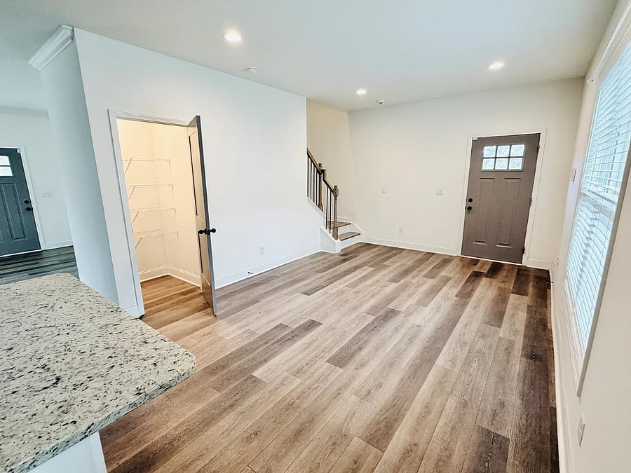 Furnished Finder property 1028054_1 photo 6