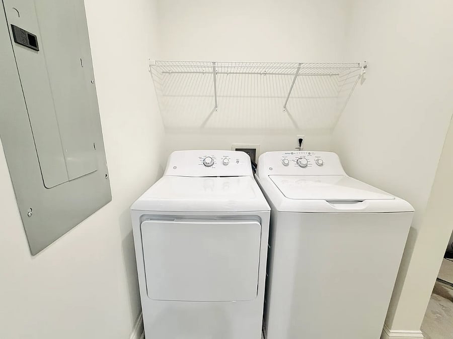 Furnished Finder property 1028054_1 photo 28