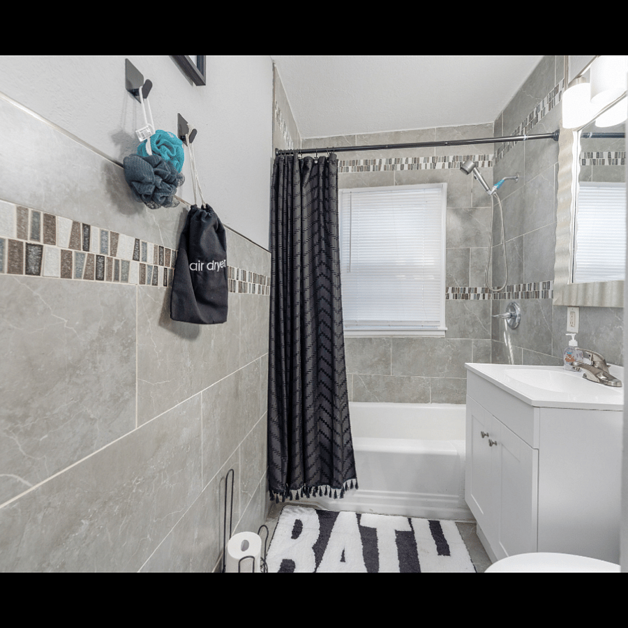 Furnished Finder property 1028056_1 photo 3