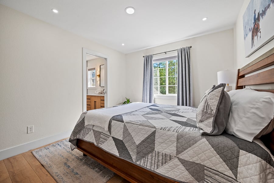 Furnished Finder property 1028059_1 photo 13