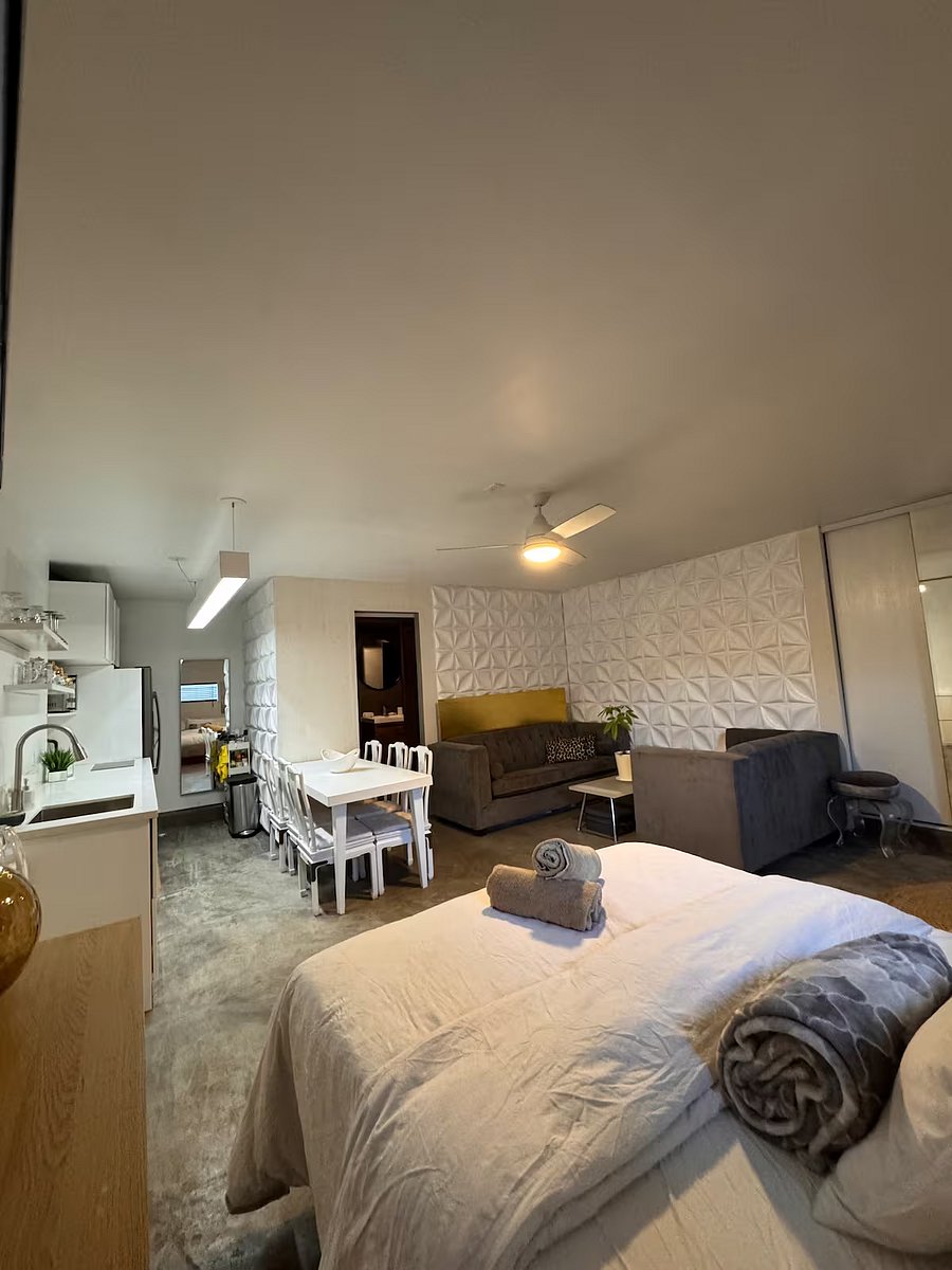 Furnished Finder property 1028082_1 photo 24