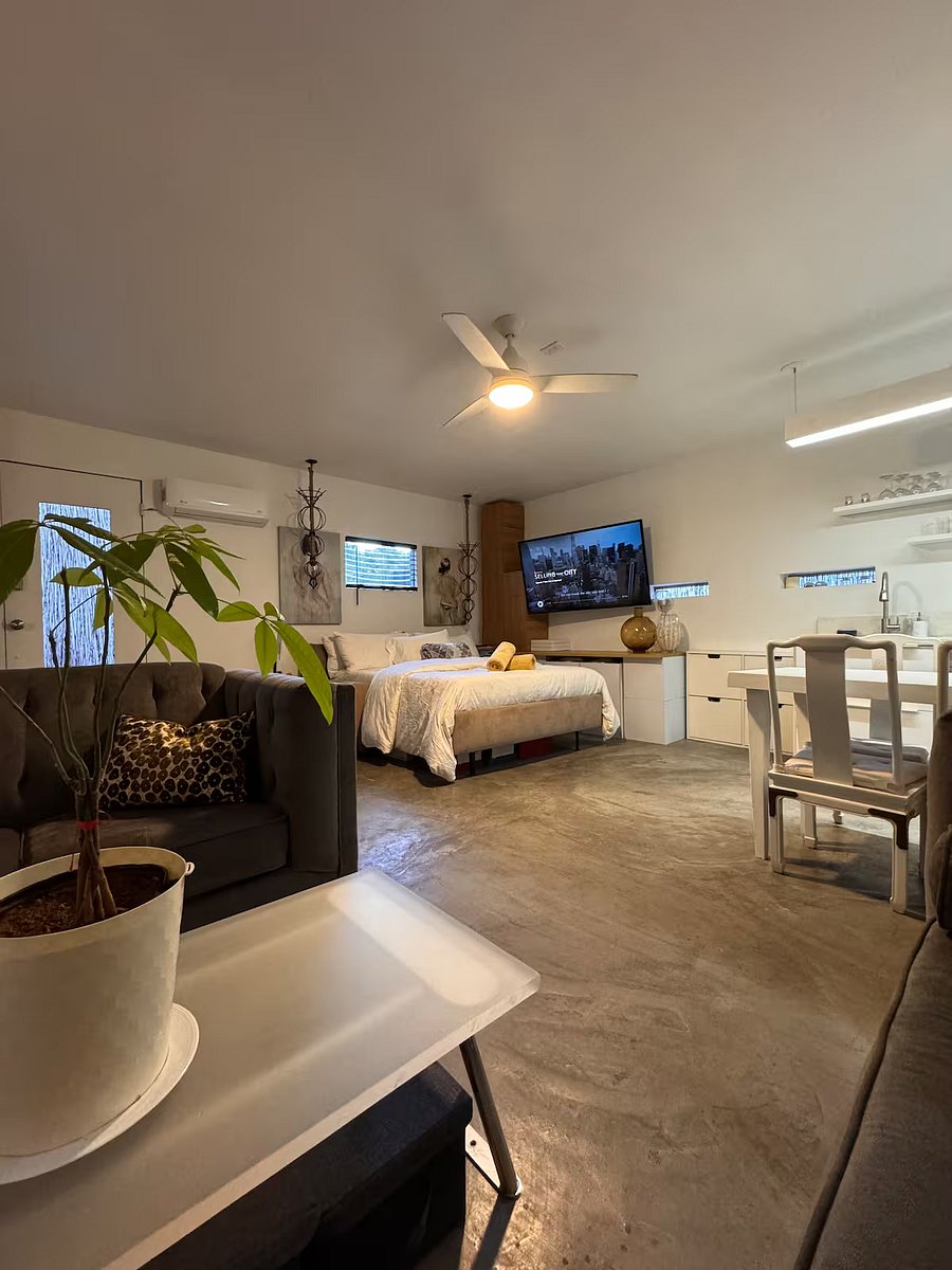 Furnished Finder property 1028082_1 photo 23