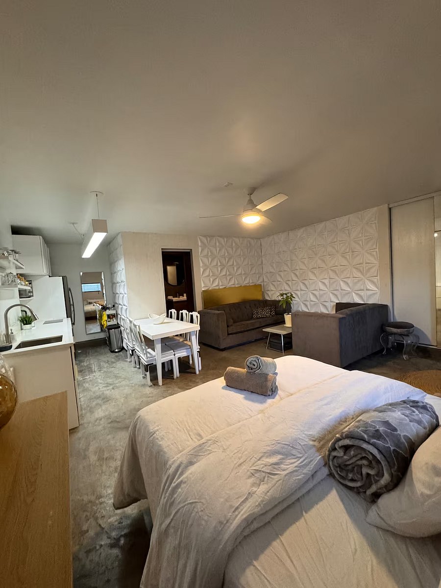 Furnished Finder property 1028082_1 photo 25