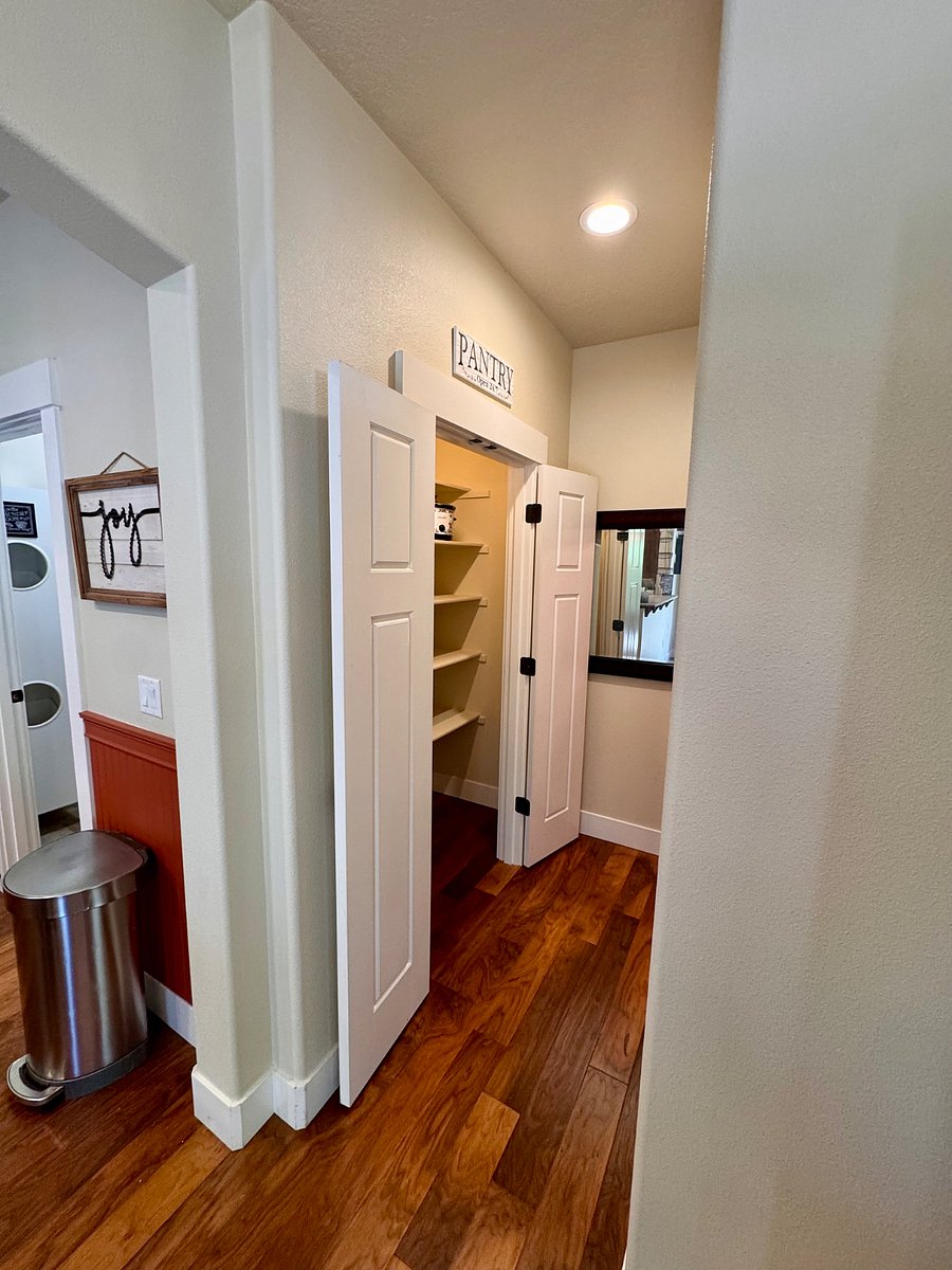 Furnished Finder property 1028085_1 photo 9