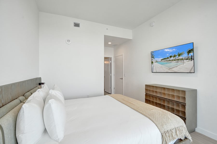 Furnished Finder property 1028090_4 photo 12