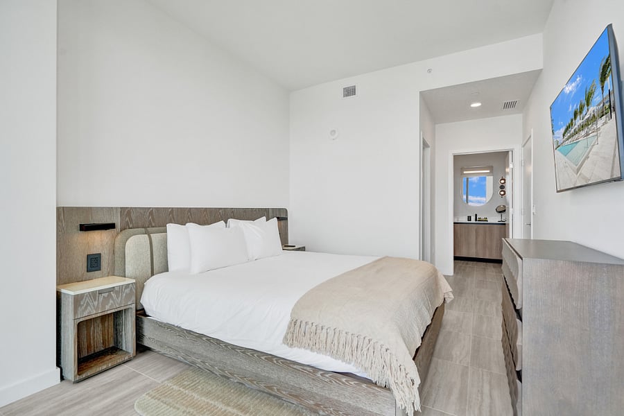 Furnished Finder property 1028090_4 photo 13