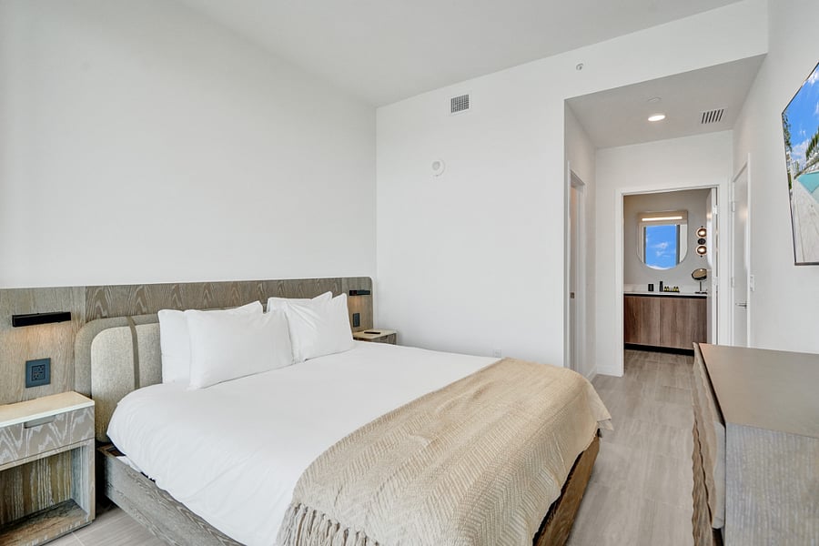 Furnished Finder property 1028090_4 photo 14