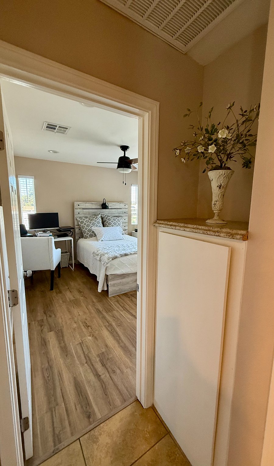 Furnished Finder property 1028096_1 photo 14