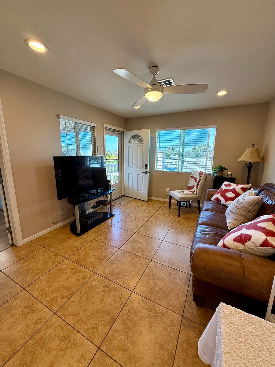 Furnished Finder property 1028096_1 photo 25