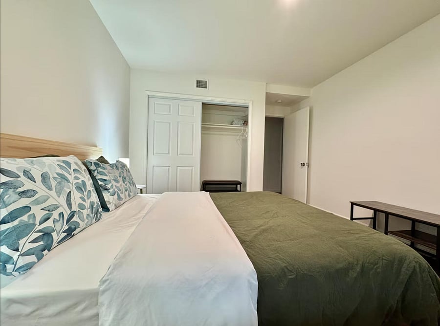 Furnished Finder property 1028112_1 photo 9