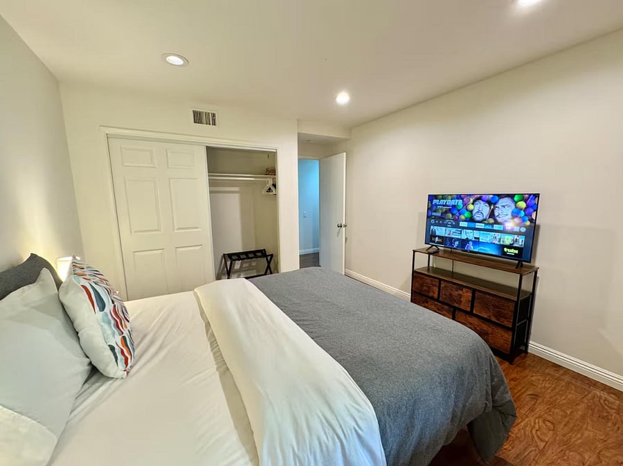 Furnished Finder property 1028112_1 photo 10