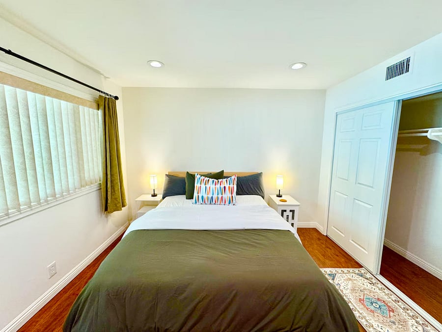 Furnished Finder property 1028112_1 photo 16