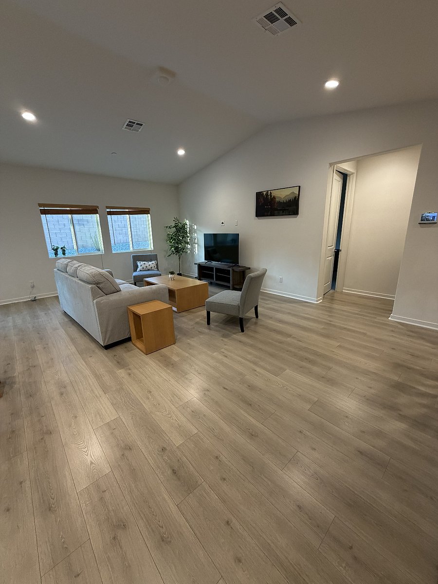 Furnished Finder property 1028113_1 photo 9
